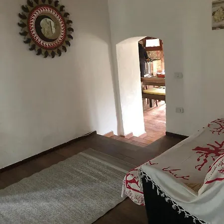 Holiday home Casa Vacanza La Sarra