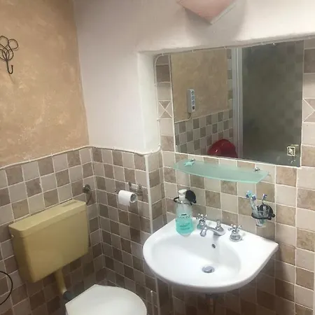 Holiday home Casa Vacanza La Sarra